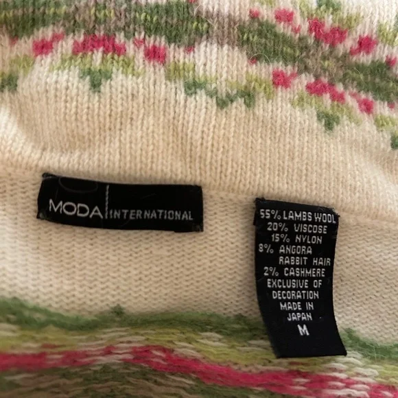 Moda International Women's Cream and Green Floral Sweater - Picture 2 of 4